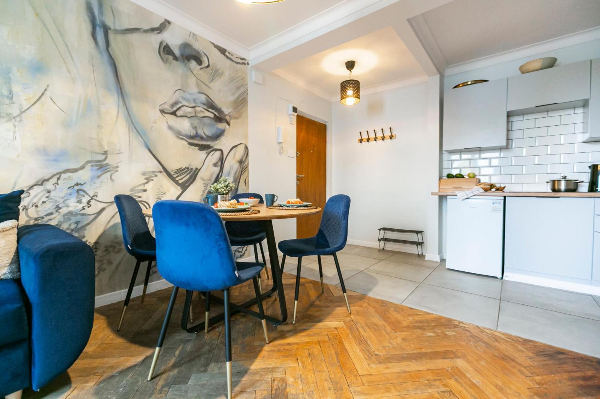 Nowogrodzka 78 - Apartament Dla 4 Osob - 200M Od Szpitala Klinicznego Na Lindleya - 1Km Do Dworca Centralnego - Wifi - Smart Tv 45 Cali Varşova Dış mekan fotoğraf